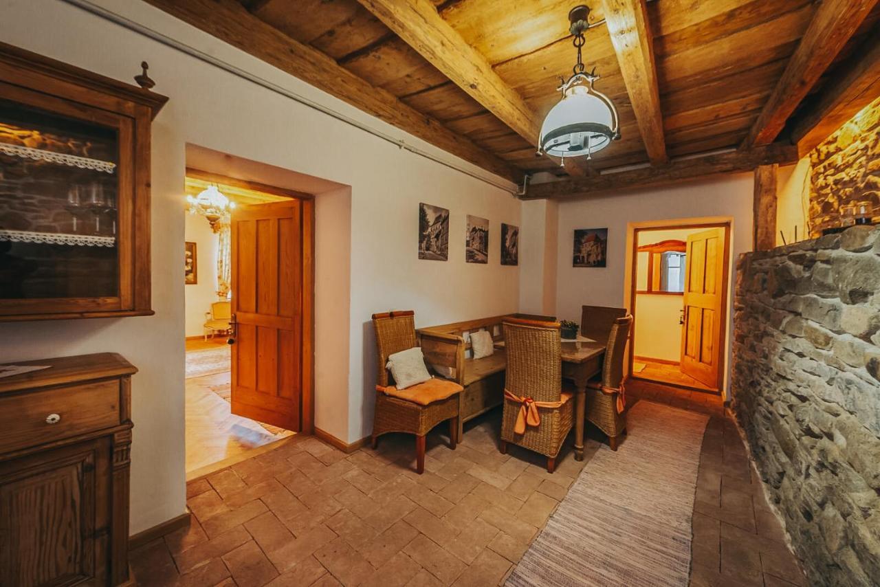 Pensiunea Zidul Cetatii Sighişoara Buitenkant foto